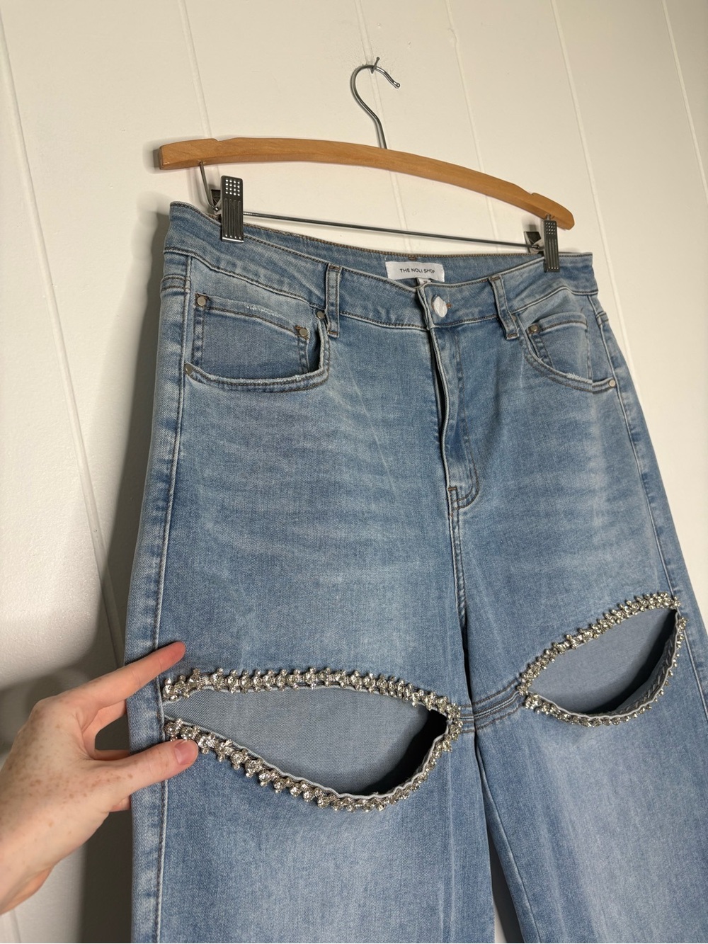 NEW THE NOLI SHOP Ivanka Crystal Jean Medium Wash Blue Size 32 Taylor Swift $268 - Picture 4 of 8
